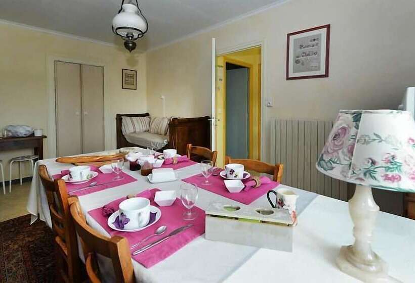 ベッドアンドブレックファースト Chambre D Hotes Lou Caussinhol