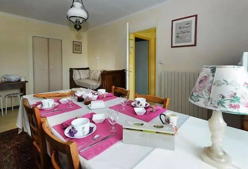 ベッドアンドブレックファースト Chambre D Hotes Lou Caussinhol