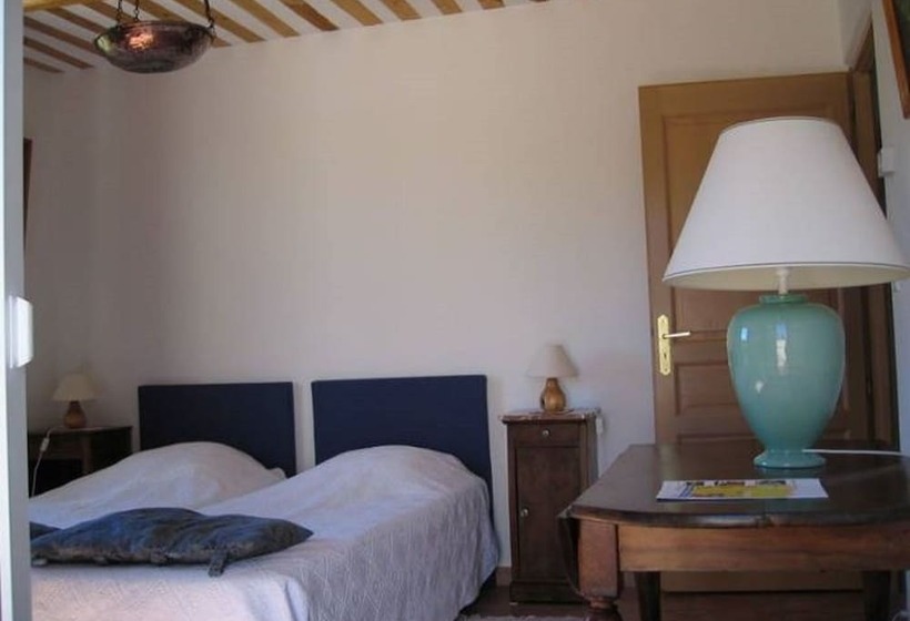 مبيت وإفطار Chez Dominique