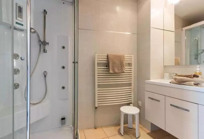 Aamiaismajoitus (B&B) Flopre