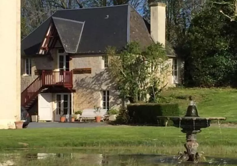 ベッドアンドブレックファースト Le Chateau D Asnieres En Bessin