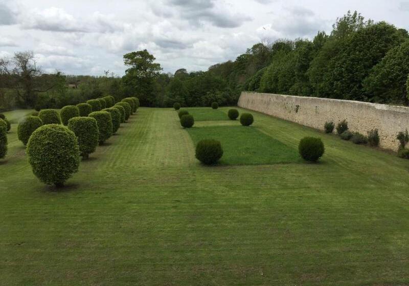 Bed and Breakfast Le Chateau D Asnieres En Bessin