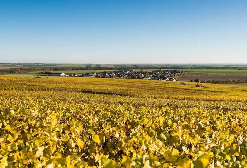 Aamiaismajoitus (B&B) Le Clos Du Moulin