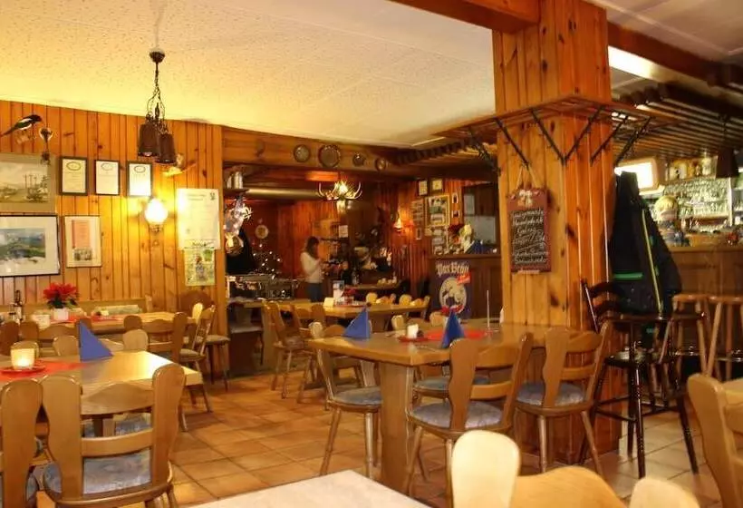 簡易ホテル Gasthof Roth