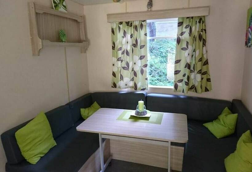 فندق Camping De Montmaurin