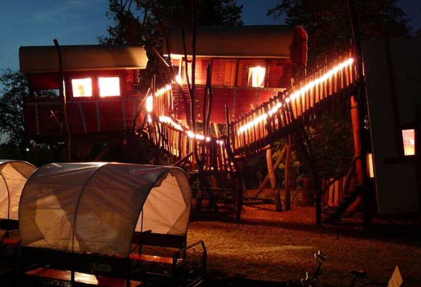 Отель Erlebnisbahnhof Hollenbek