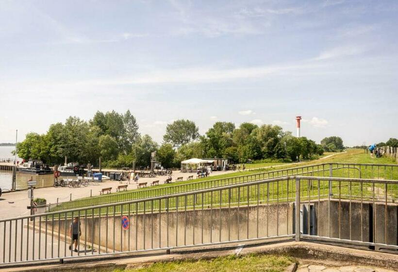 ホテル Fahrhaus Kollmar