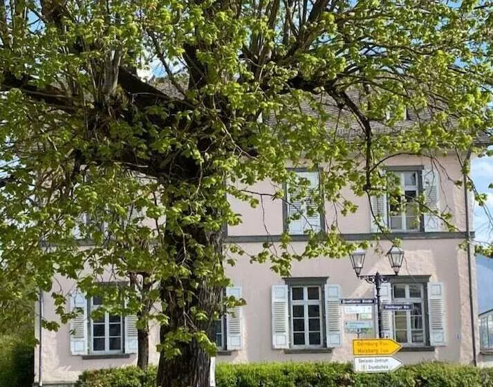 Hotelli Frankfurter Hof 1834