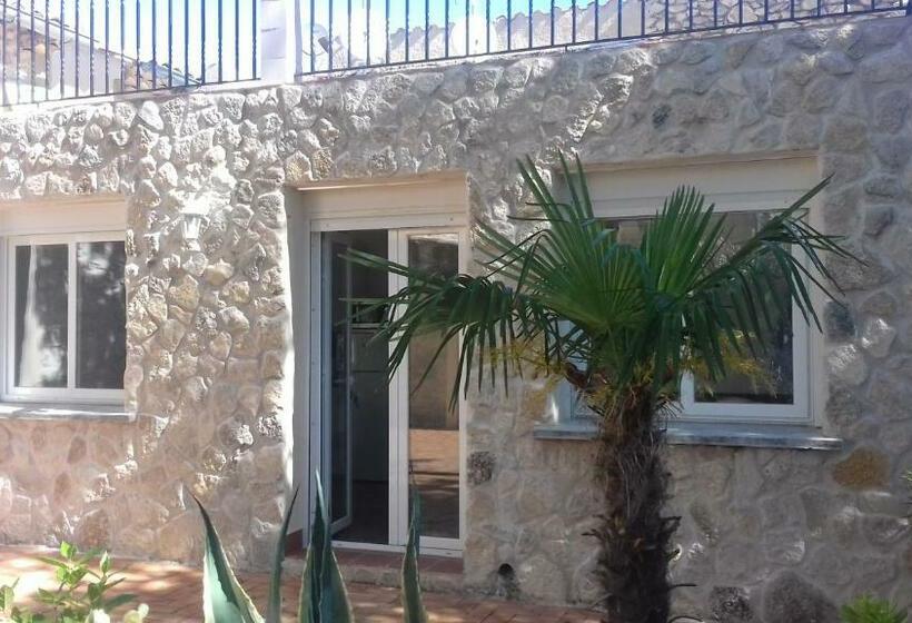 فندق Le Saint Victor