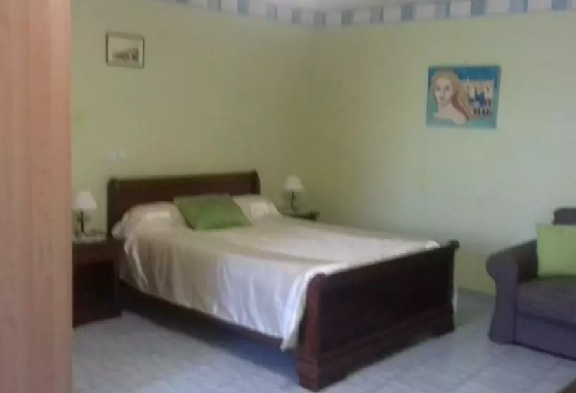 Hotel Le Saint Victor