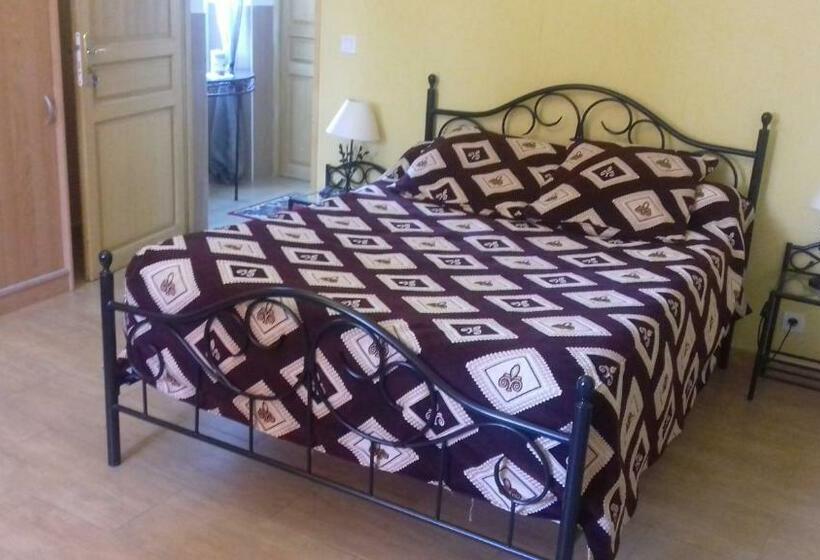 فندق Le Saint Victor