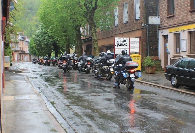 ホテル Restaurant Picou Alain Et Valerie