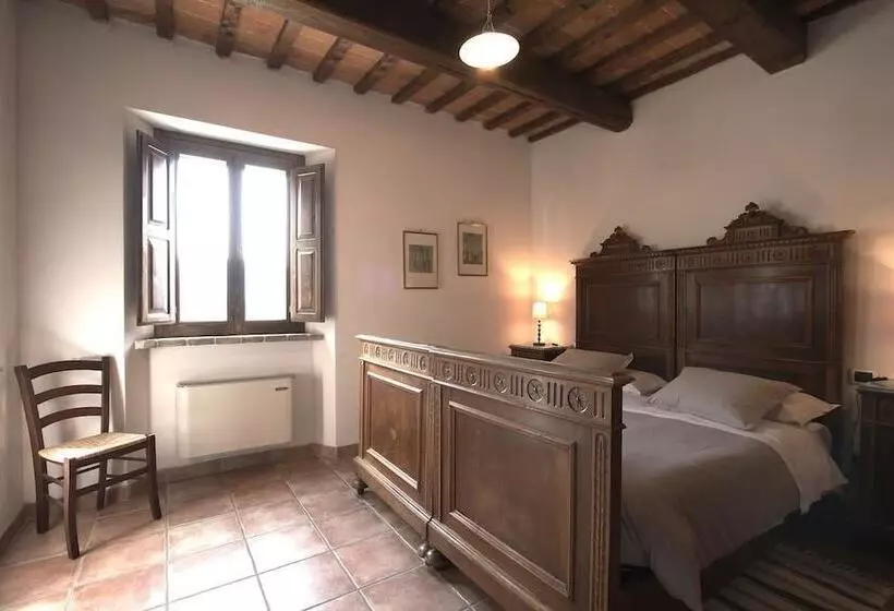 Maaseutuhotelli Agriturismo Acero Rosso