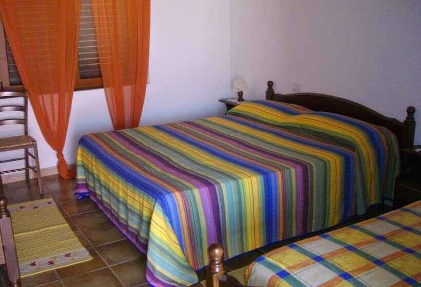 فندق ريفى Is Concais