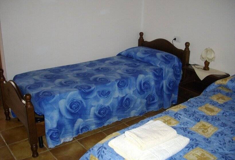 فندق ريفى Is Concais