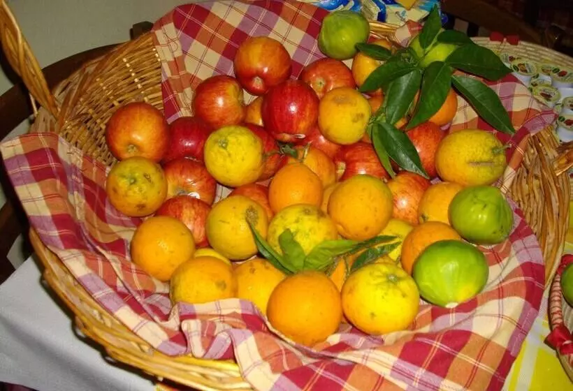 田舎風ホテル Is Concais