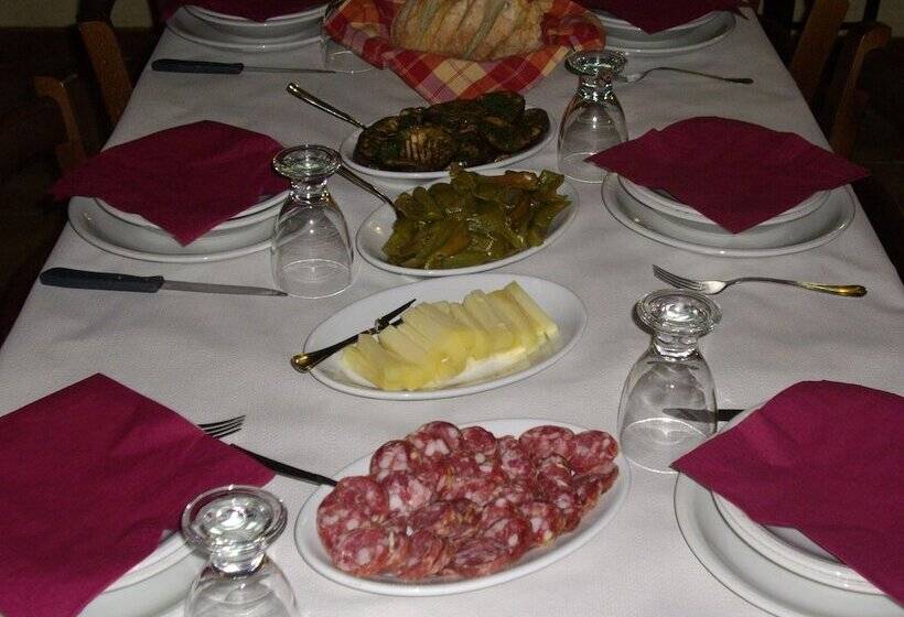 فندق ريفى Is Concais