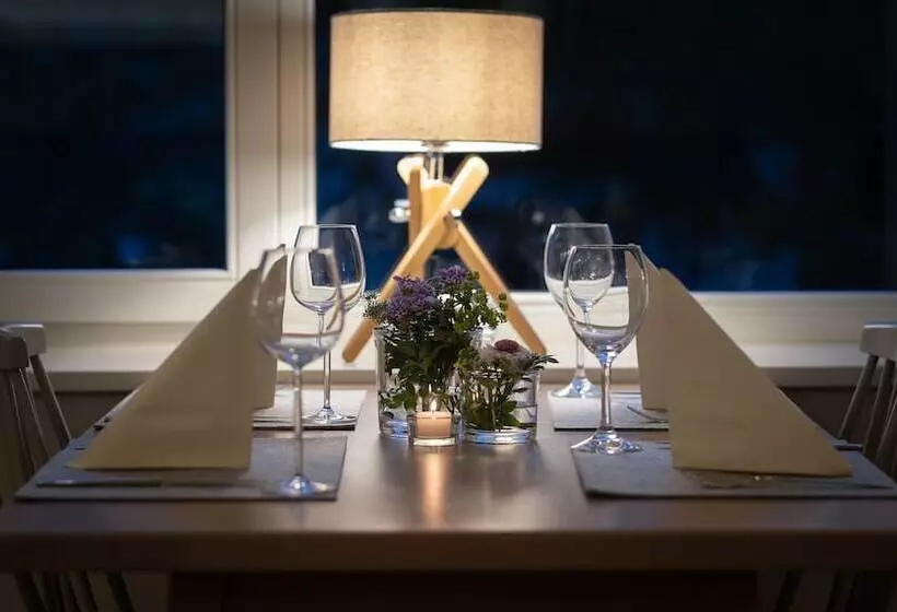 Hotelli Sonnenhof Teinachtal