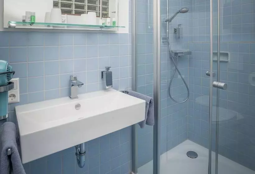 Hotelli Sonnenhof Teinachtal