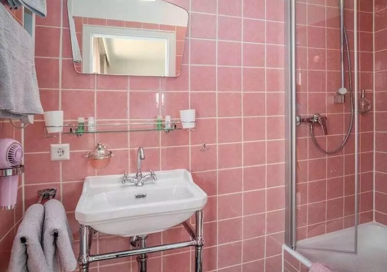 Hotelli Sonnenhof Teinachtal