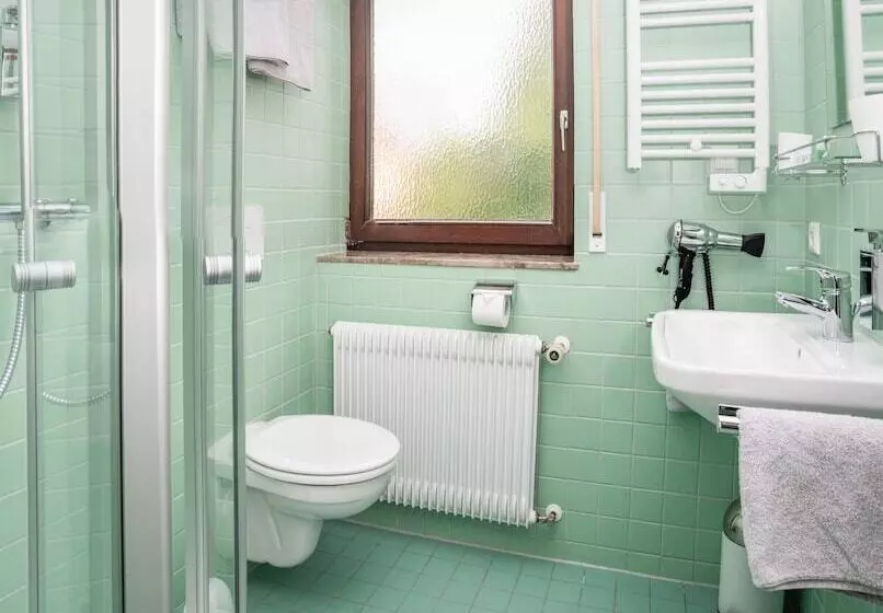 Hotelli Sonnenhof Teinachtal