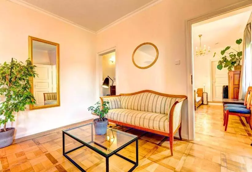 Hotelli Villa Königsgarten