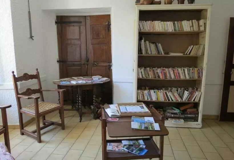 ペンション Au Figuier Des Cévennes