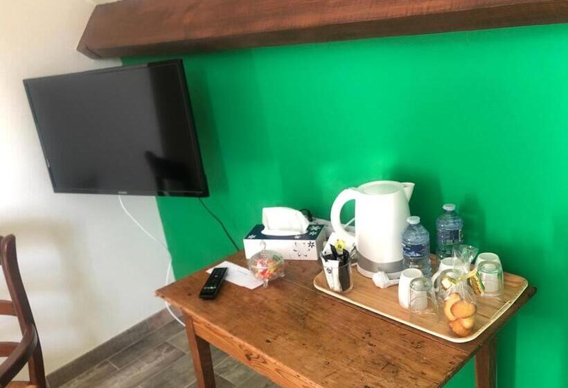 펜션 Au Nom Des Dames, Maison Et Table D Hôtes, Près De Chenonceau Et Du Zoo De Beauval