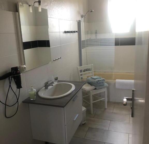 펜션 Au Nom Des Dames, Maison Et Table D Hôtes, Près De Chenonceau Et Du Zoo De Beauval