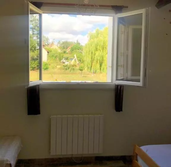 Majatalo Au Nom Des Dames, Maison Et Table D Hôtes, Près De Chenonceau Et Du Zoo De Beauval