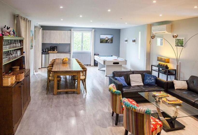 بنسيون Auberge De La Vallee