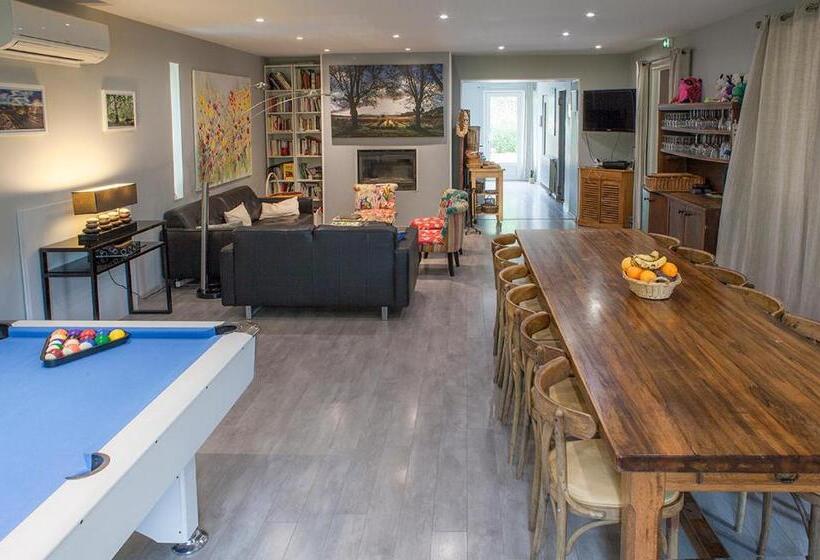 بنسيون Auberge De La Vallee