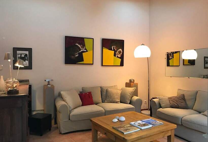 Пансион Couleurs De Camargue