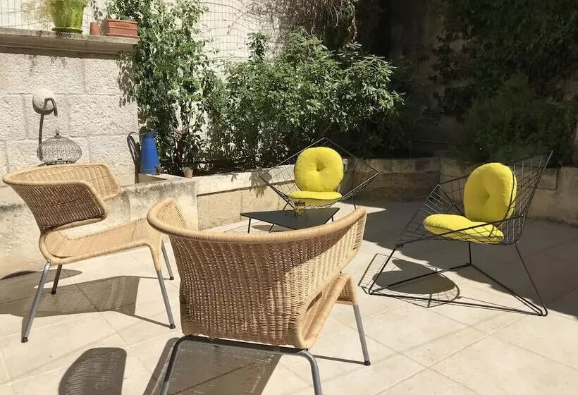 Majatalo Couleurs De Camargue