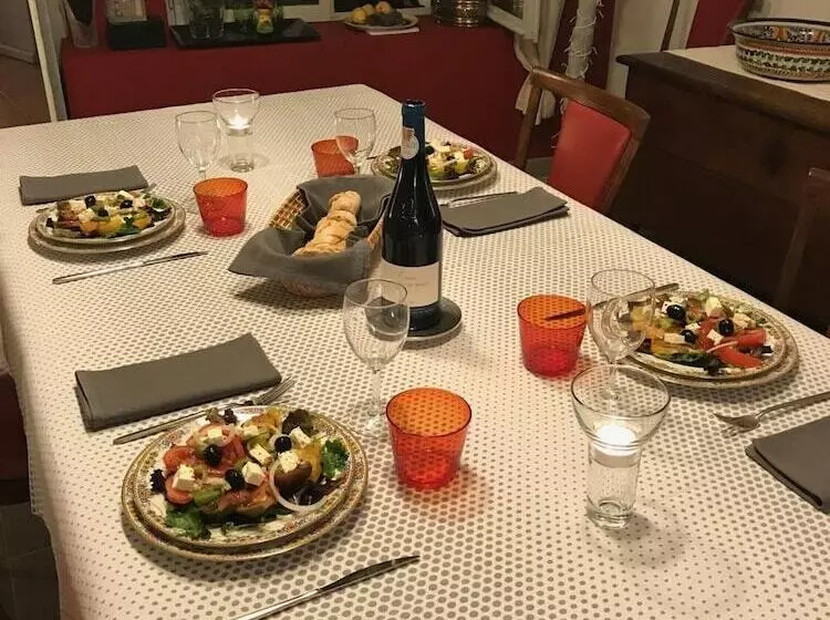 Majatalo Couleurs De Camargue