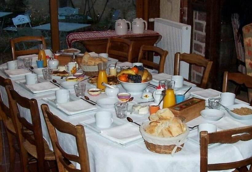 بنسيون La Grange Au Pesle