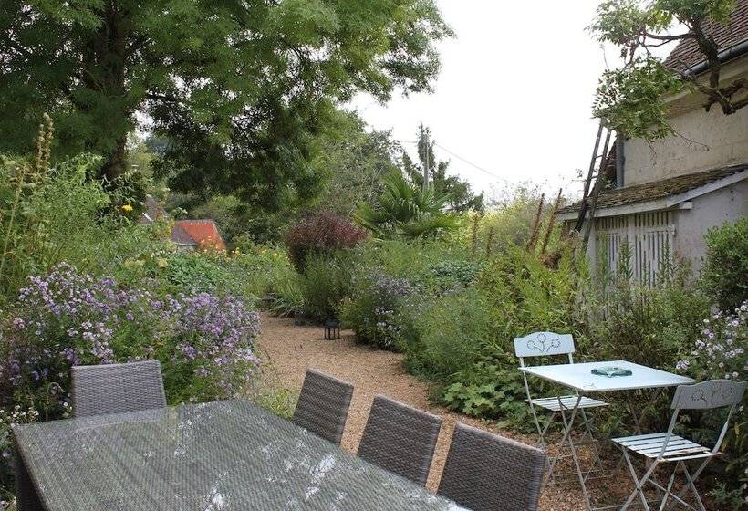 بنسيون La Grange Au Pesle