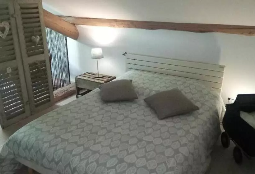 Majatalo Les 2 Granges Chambre D Hôtes