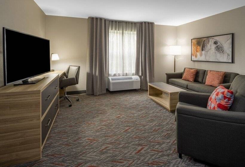 Отель Candlewood Suites Boston North Shore Danvers, An Ihg