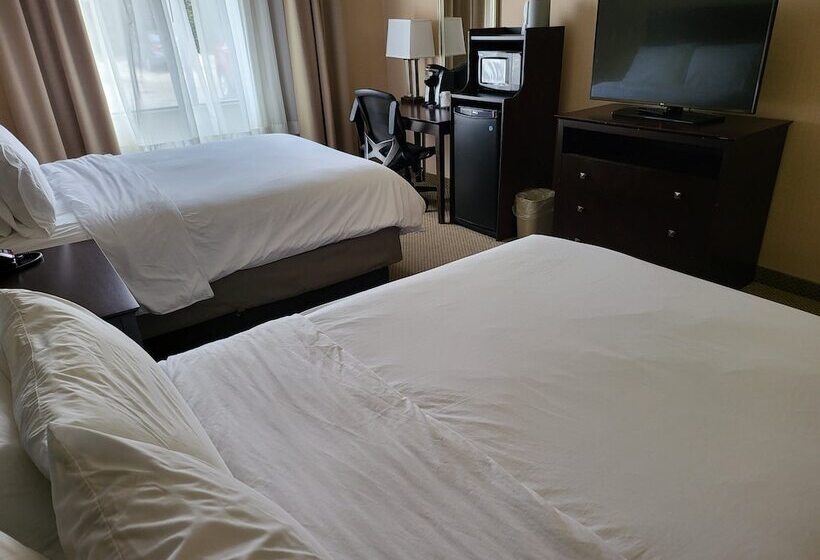 Holiday Inn Express Hotel & Suites Tipp City, An Ihg