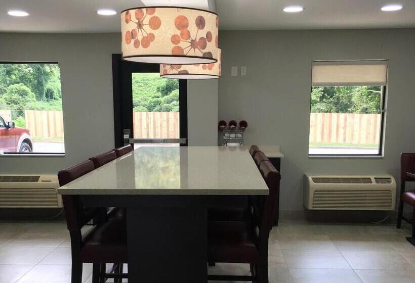 Otel Red Roof Inn Plus+ Birmingham East – Irondale/airport