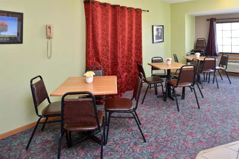 Hotel Sauk River Inn & Suites, A Travelodge By Wyndham