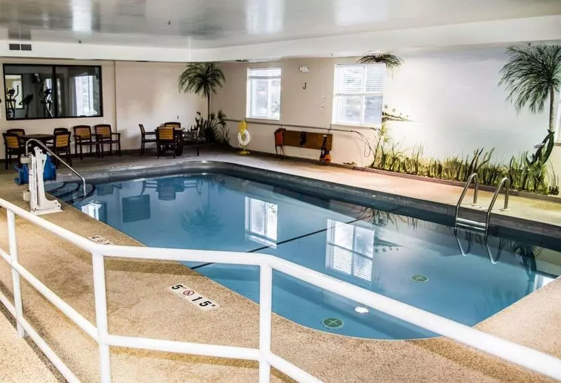 בית מלון כפרי Sleep Inn & Suites