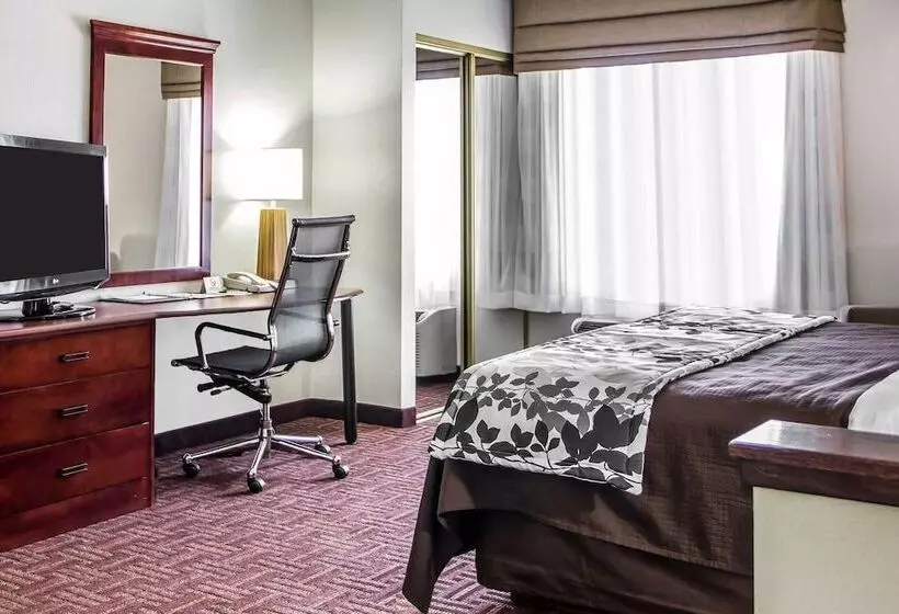 Отель Sleep Inn & Suites Oklahoma City North