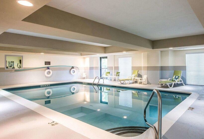 호텔 Sleep Inn & Suites Queensbury  Lake George