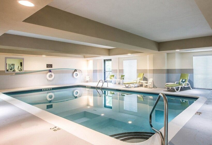 호텔 Sleep Inn & Suites Queensbury  Lake George