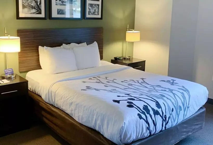 Hotel Sleep Inn & Suites Queensbury  Lake George