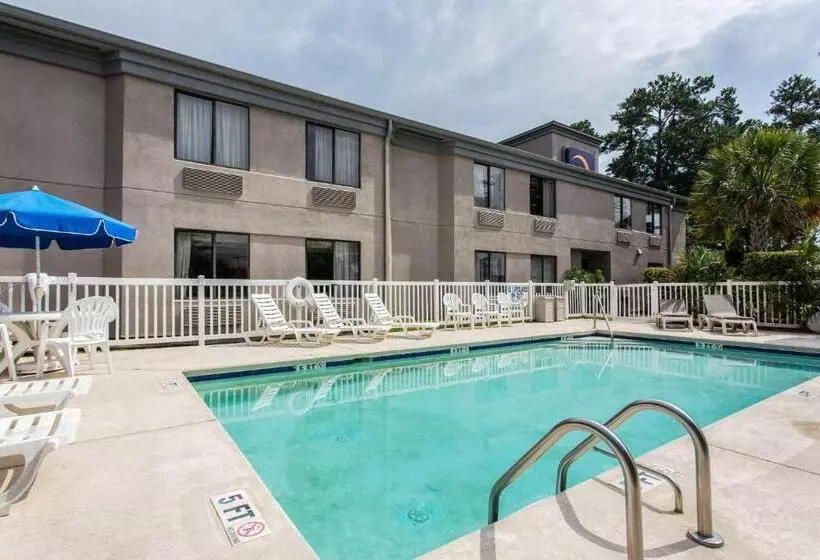 Отель Surestay By Best Western Summerville Flowertown