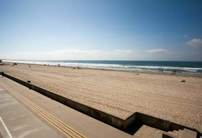 Hotel Sunset Sands Ocean Front Vacation