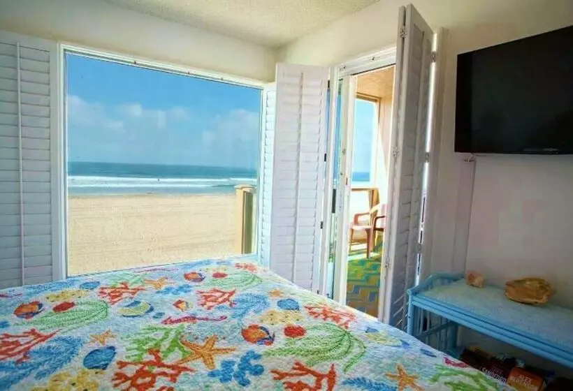 Hotel Sunset Sands Ocean Front Vacation